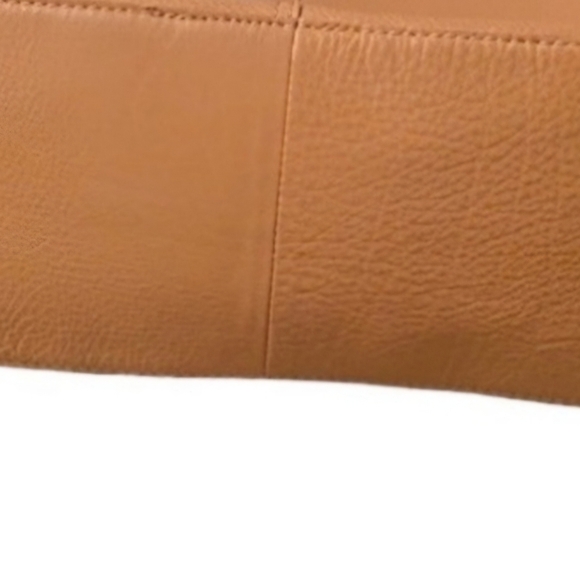 GUC~”Uniquely Crafted” by Artisans in India Leather Shoulder Bag, Quiet Luxury - Picture 4 of 13